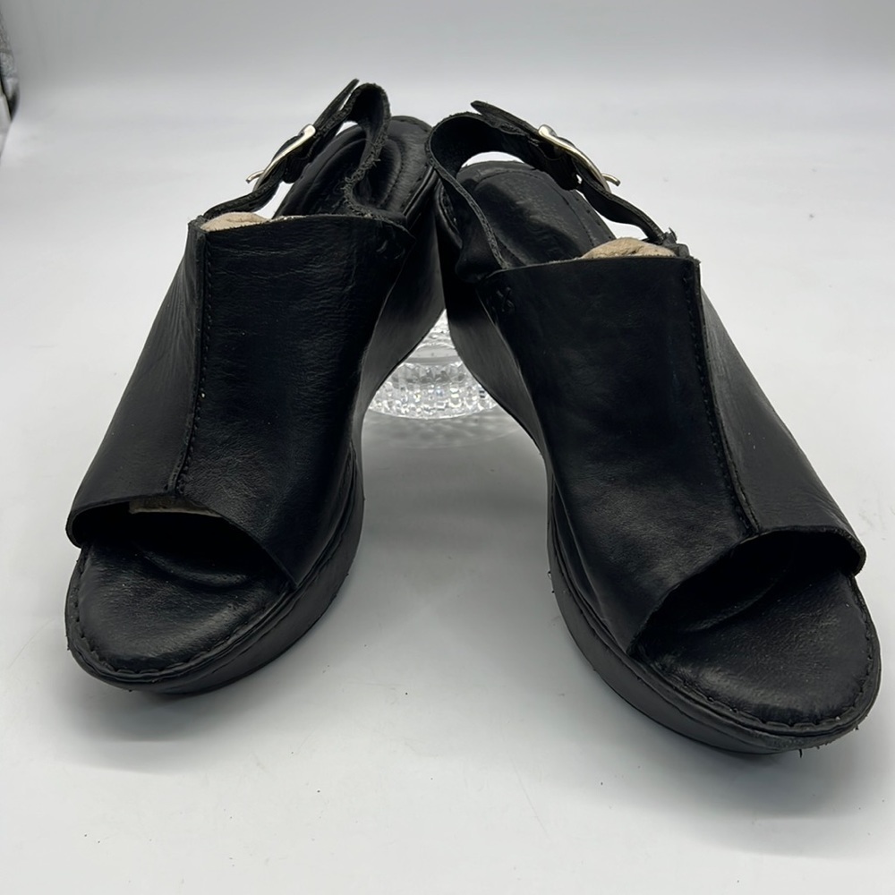 b.o.c Black Leather Sandals with peep toe and sling back heels size EU 38